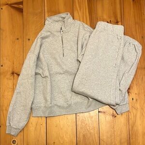 Le Bon Shoppe French Terry Balloon Pants & Noah Sweatshirt - Light Grey,  Size M